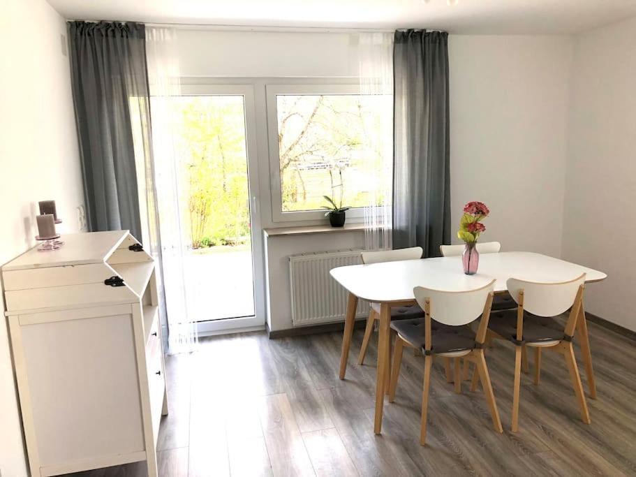 Schoene Ferienwohnung Direkt Am Neckar Deisslingen Exterior photo
